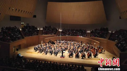 第33届“上海之春”国际音乐节在原创经典乐声中开幕