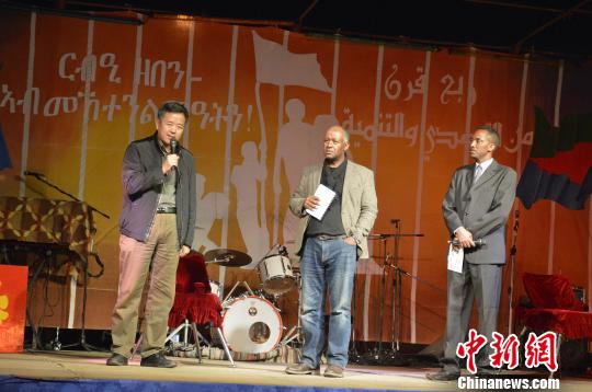 中国河北杂技亮相厄立特里亚独立25周年庆典