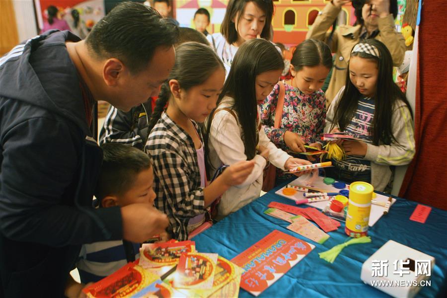 （XHDW）（1）中国儿童戏剧精品亮相蒙古国